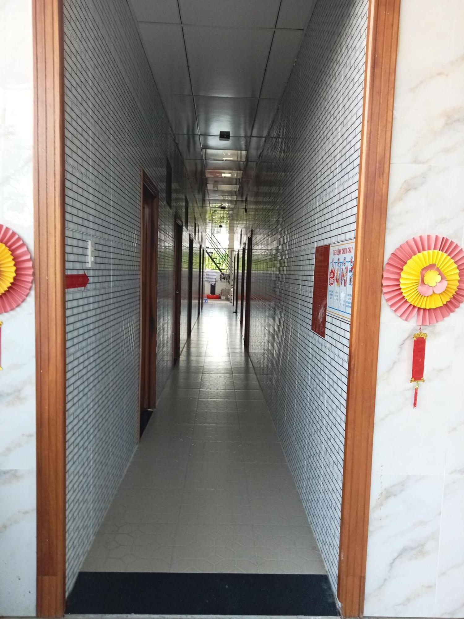 Nha Nghi Hoa Muoi Gio Hotel Tan Tao Kültér fotó